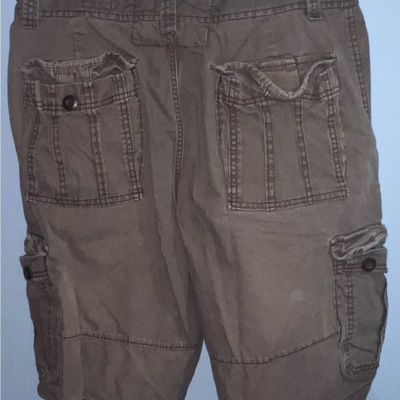 Heritage- Greyish/ brown men’s shorts - Picture 4 of 6